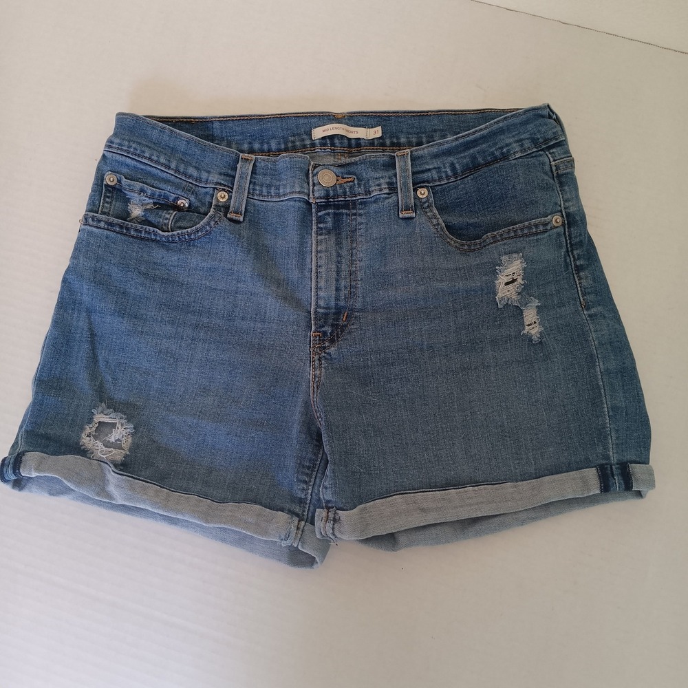 Levi's Shorts Women 31 Blue Distressed Denim Cuffed Medium Wash